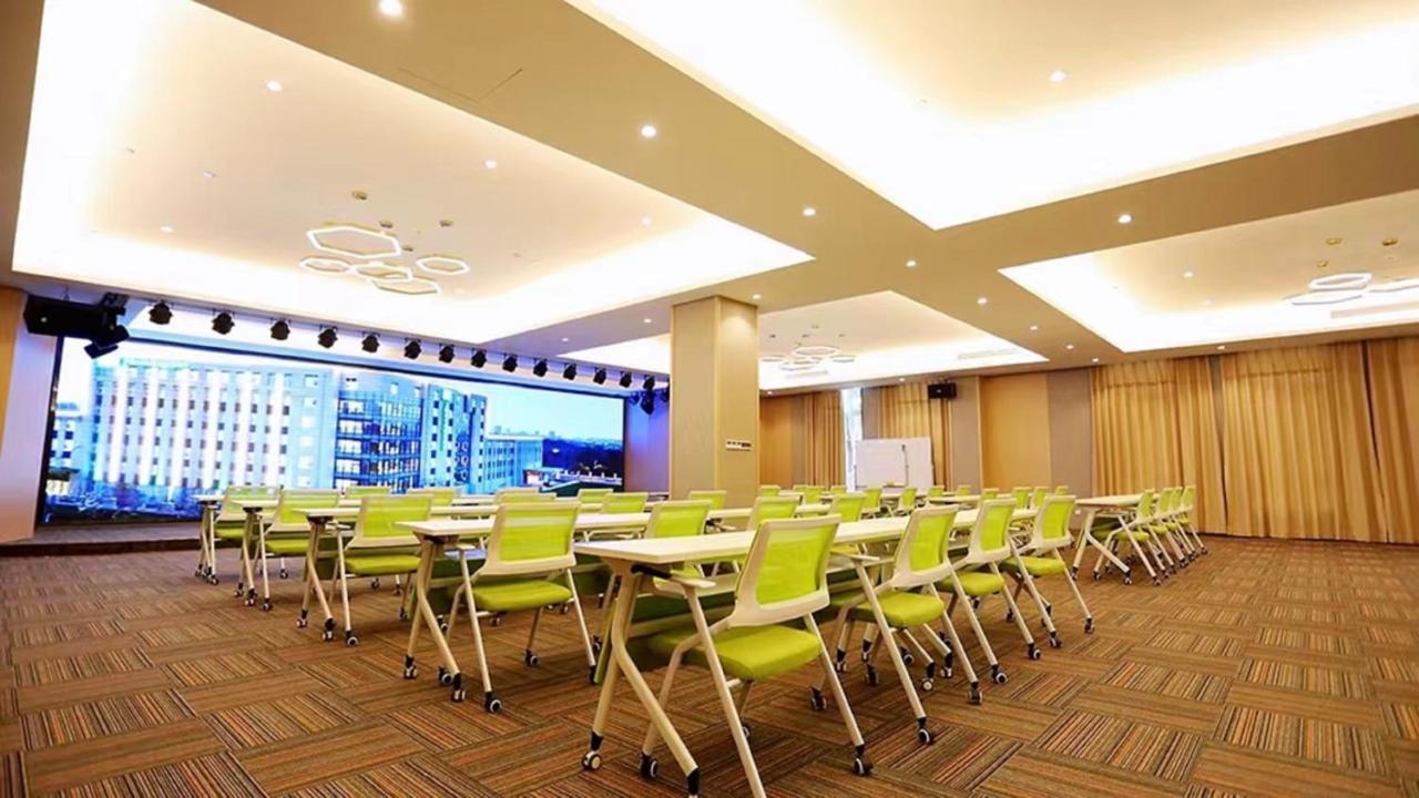 Holiday Inn Shanghai Dishui Lake By Ihg Nanhui Esterno foto